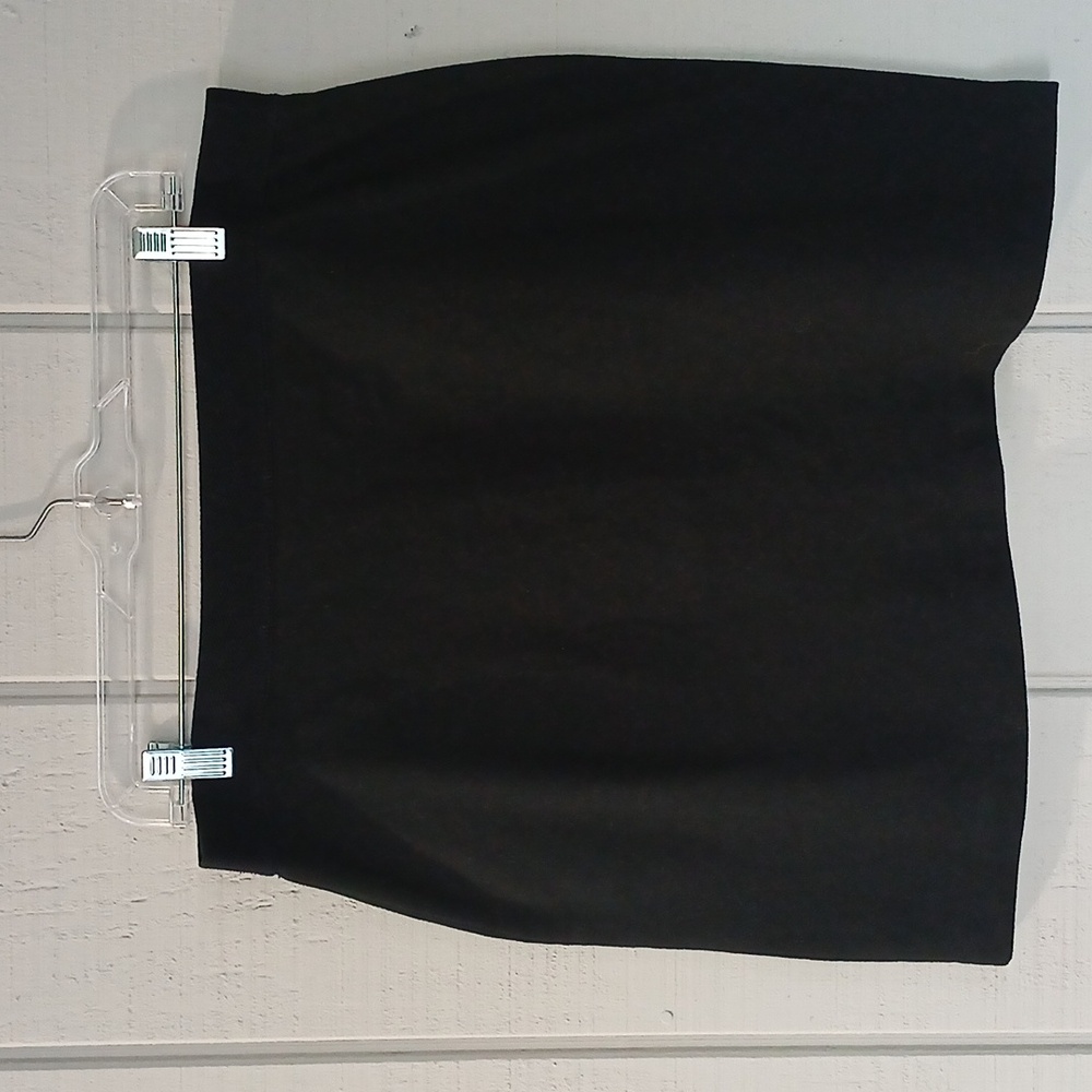 LOFT Black Casual Mini Skirt with Zippered Pockets Size Medium - Picture 6 of 8